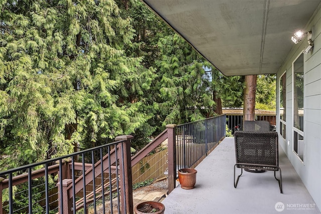 10504 Dixon Dr S, Seattle, WA 98178 - view of balcony