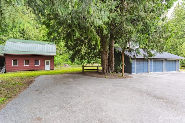3246 Goshen Rd, Bellingham, WA 98226 - view of detached garage