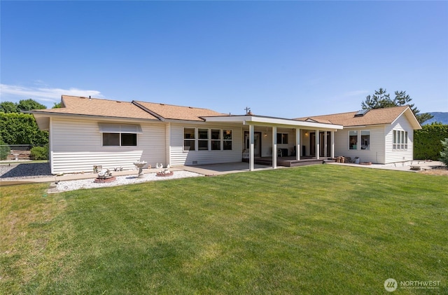 695 S Lyle Ave, East Wenatchee, WA 98802 - rear view of property featuring a patio area and a yard