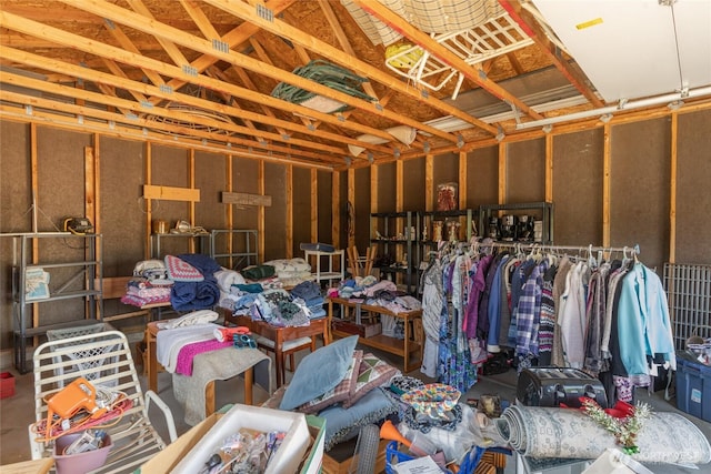 695 S Lyle Ave, East Wenatchee, WA 98802 - misc room featuring a garage