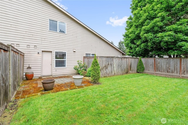 9817 132nd Street Ct E Unit B, Puyallup, WA 98373 - view of yard with a patio area