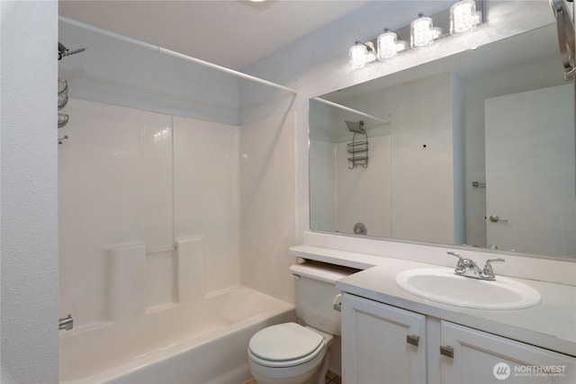 9817 132nd Street Ct E Unit B, Puyallup, WA 98373 - full bathroom featuring shower / washtub combination, toilet, and vanity