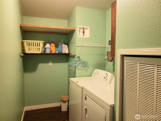 10409 137th St E Unit 9, Puyallup, WA 98374 - laundry area featuring separate washer and dryer, a heating unit, wood finished floors, and baseboards
