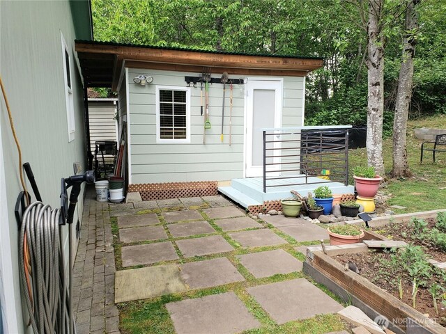 10409 137th St E Unit 9, Puyallup, WA 98374 - view of outbuilding with an outdoor structure