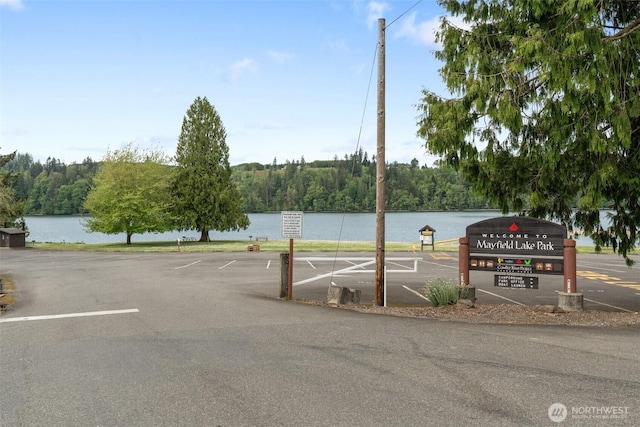107 Mayfield Cir, Mossyrock, WA 98564 - uncovered parking lot with a water view and a forest view