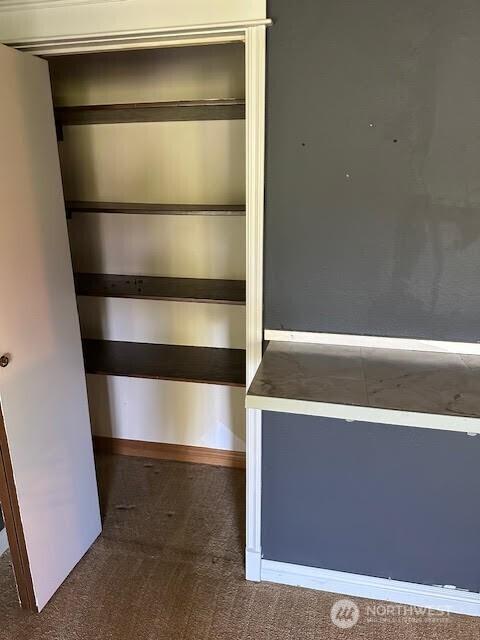 816 Sunrise Ln, Centralia, WA 98531 - view of closet