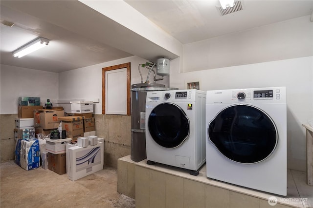 washroom with washer and clothes dryer