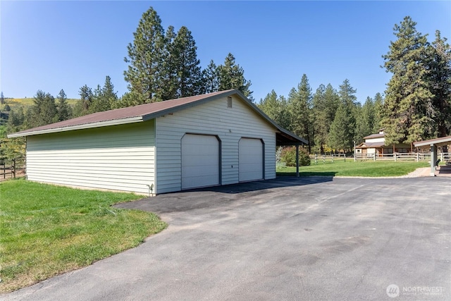 view of detached garage