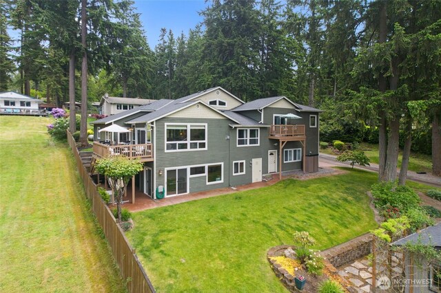 35449 34th Ave S, Auburn, WA 98001 - view of front of property with a wooden deck
