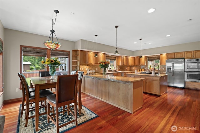 35449 34th Ave S, Auburn, WA 98001 - dining area with healthy amount of natural light, dark wood-style floors, recessed lighting, and baseboards
