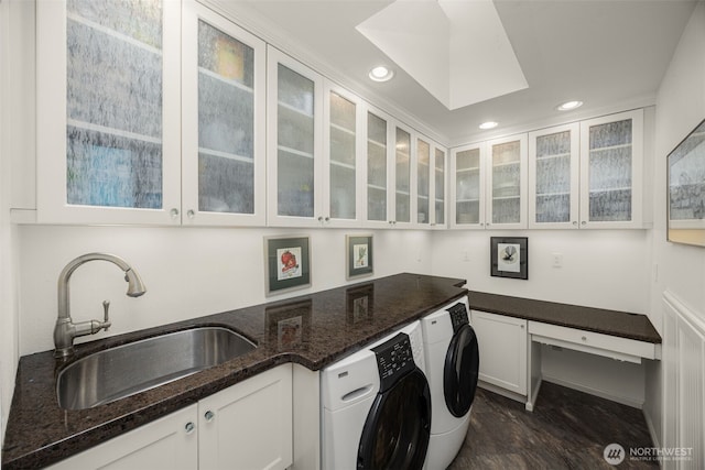 5222 W Mercer Way, Mercer Island, WA 98040 - laundry area with a sink, washing machine and dryer, and recessed lighting