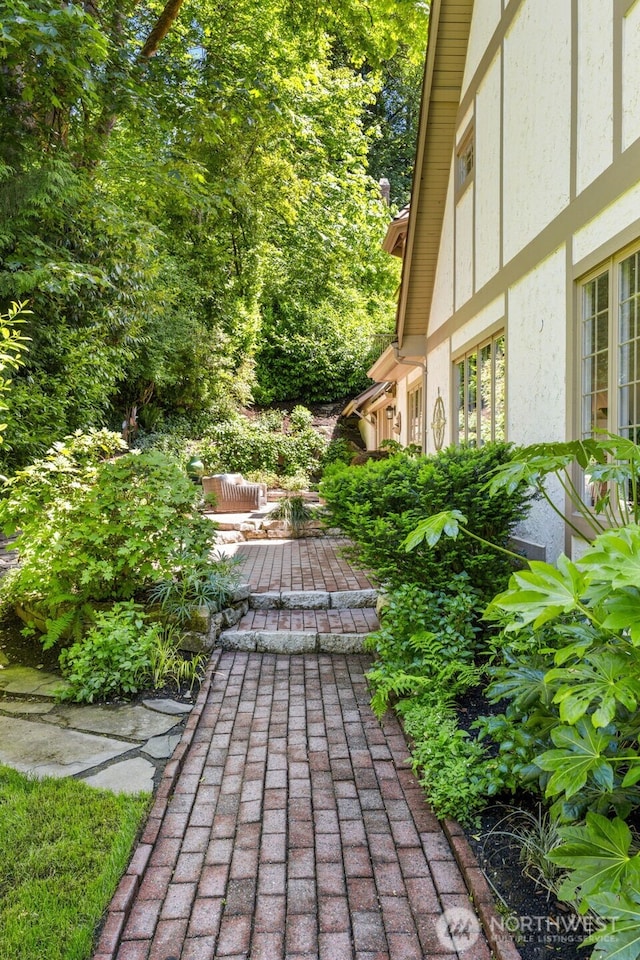 5222 W Mercer Way, Mercer Island, WA 98040 - view of yard