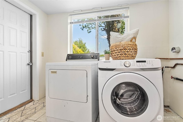 2721 Iron St, Bellingham, WA 98225 - washroom featuring washer and dryer