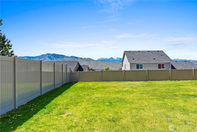 2541 Fancher Heights Blvd, East Wenatchee, WA 98802 - view of yard with a mountain view