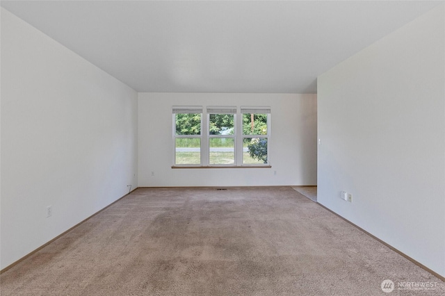 1274 Admirals Dr, Coupeville, WA 98239 - empty room featuring carpet flooring