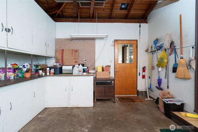 2129 H Ave, Anacortes, WA 98221 - garage with wood ceiling