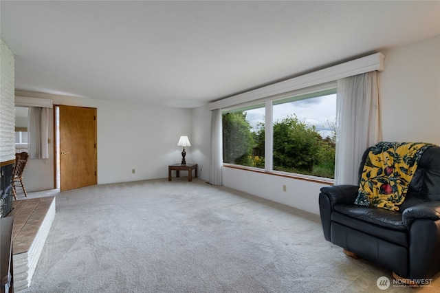 2129 H Ave, Anacortes, WA 98221 - living area with carpet