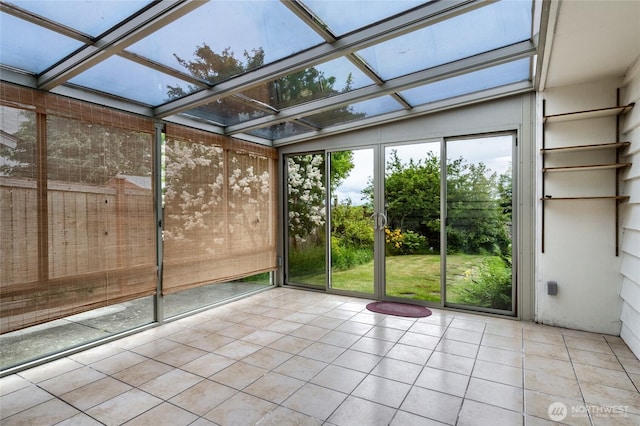 2129 H Ave, Anacortes, WA 98221 - view of unfurnished sunroom