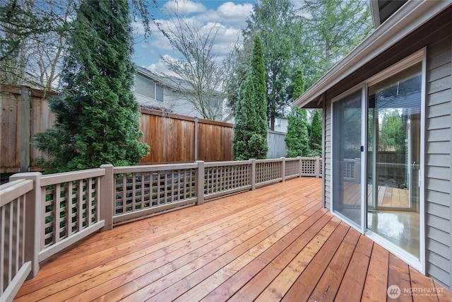 908 274th Way SE, Sammamish, WA 98075 - wooden deck featuring fence