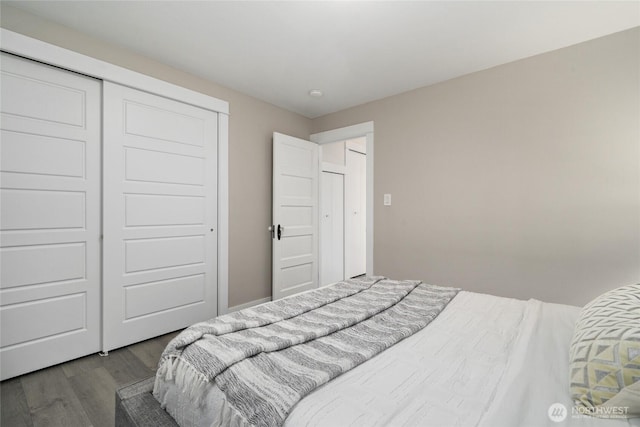 420 Renton Ave S, Renton, WA 98057 - bedroom with dark wood-type flooring and a closet