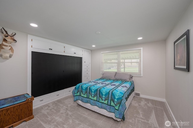 303 Patrick Rd, Ephrata, WA 98823 - bedroom with carpet floors, baseboards, and recessed lighting