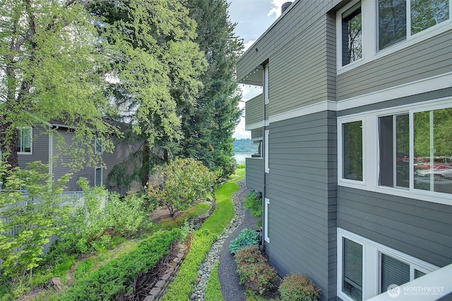 4214 W Lake Sammamish Pkwy NE Unit 202, Redmond, WA 98052 - view of side of home
