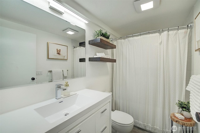 4214 W Lake Sammamish Pkwy NE Unit 202, Redmond, WA 98052 - bathroom with vanity, toilet, and a shower with curtain