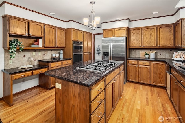 21629 NE 20th Way, Sammamish, WA 98074 - kitchen featuring stainless steel appliances, light wood-style floors, brown cabinets, crown molding, and recessed lighting