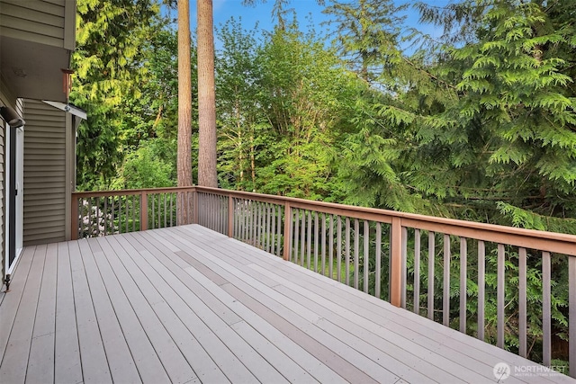 21629 NE 20th Way, Sammamish, WA 98074 - view of wooden deck