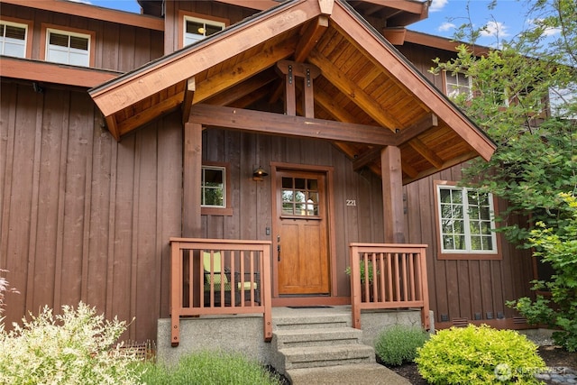 221 Cake Box Ln, Cle Elum, WA 98922 - doorway to property with board and batten siding