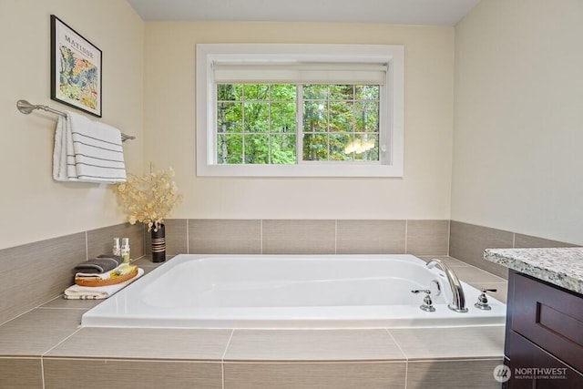 733 222nd Pl NE, Sammamish, WA 98074 - full bathroom featuring a bath and vanity