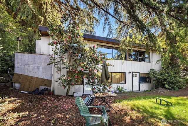 806 101st Ave SE, Bellevue, WA 98004 - view of rear view of house