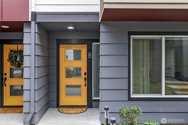 view of exterior entry