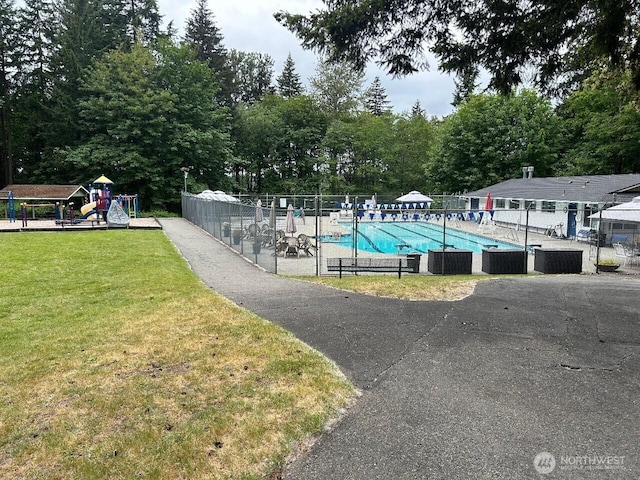 11725 NE 145th St, Kirkland, WA 98034 - community pool featuring central AC