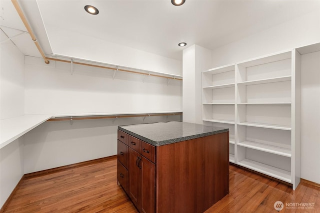139 Coulson Rd, Chehalis, WA 98532 - spacious closet with wood finished floors