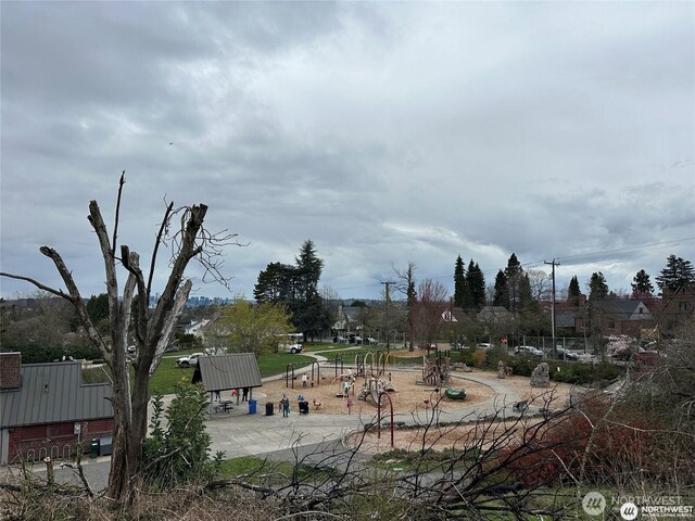 7741 15th Ave NE Unit B, Seattle, WA 98115 - view of community