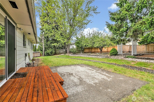 12416 SE 210th St, Kent, WA 98031 - view of yard with a patio area