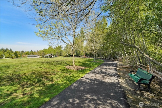 5377 Timber Ridge Dr, Mount Vernon, WA 98273 - view of property's community featuring a yard