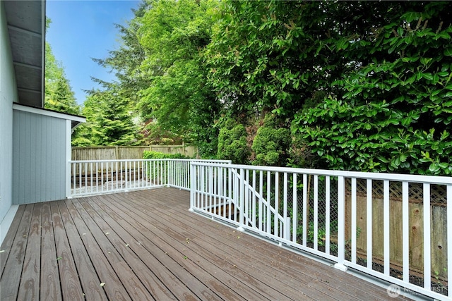 2333 NE 94th St, Seattle, WA 98115 - wooden deck featuring fence