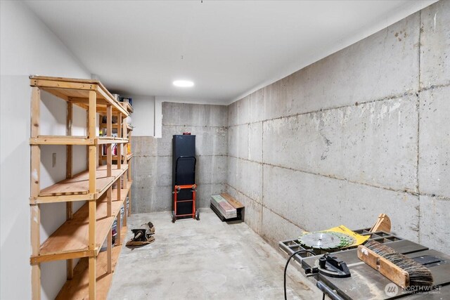 7517 Olympic View Dr, Edmonds, WA 98026 - view of storage room