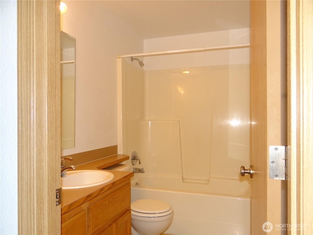 1954 Meadowood Loop, Woodland, WA 98674 - full bathroom with vanity, toilet, and shower / bath combination
