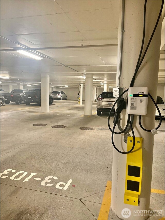 10700 NE 4th St Unit 2710, Bellevue, WA 98004 - view of parking garage