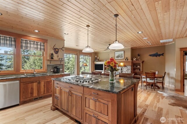 18350 Beaver Valley Rd, Leavenworth, WA 98826 - photo 13