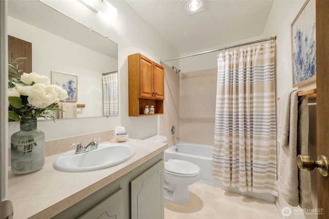 1820 SW 318th Pl Unit 26D, Federal Way, WA 98023 - bathroom featuring vanity and shower / bath combination with curtain