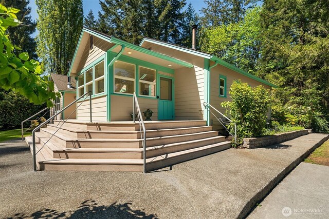 11607 SW Cove Rd, Vashon, WA 98070 - view of front of property with stairs