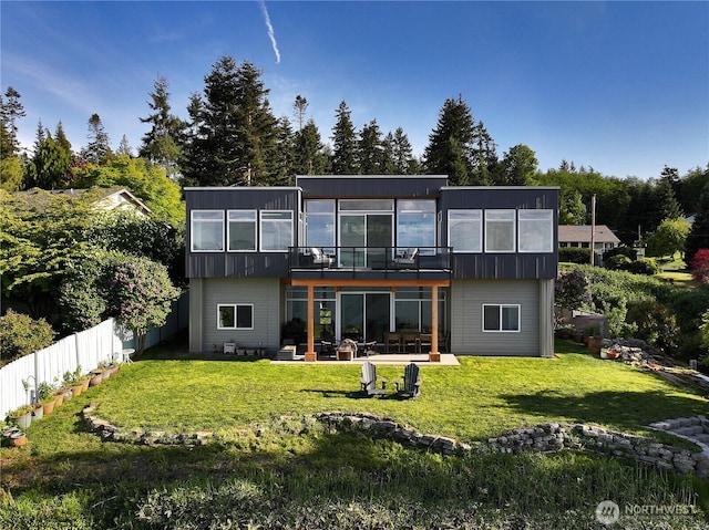 3139 Saratoga Rd, Langley, WA 98260 - back of house with a patio area