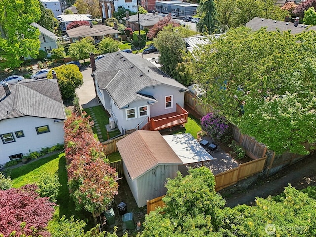 aerial view of property and surrounding area