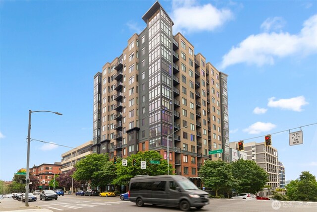 2721 1st Ave Unit 407, Seattle, WA 98121 - view of property
