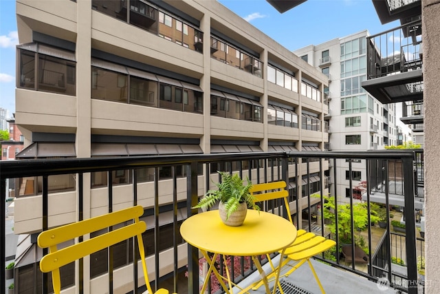 2721 1st Ave Unit 407, Seattle, WA 98121 - view of balcony