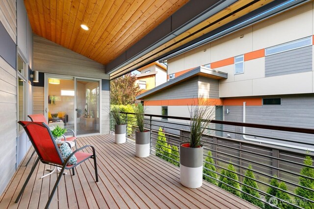 21955 SE 30th Pl, Sammamish, WA 98075 - view of wooden deck